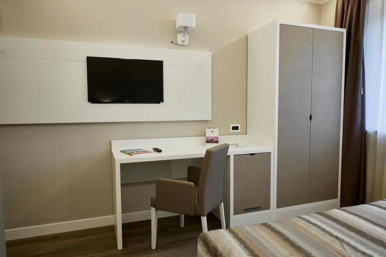La Perla Hotel 3*